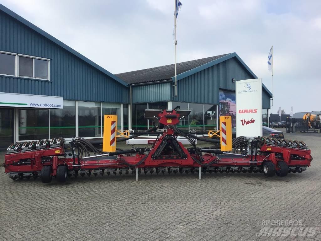 Vredo Profi 12M DV L Autres matériels de fertilisation