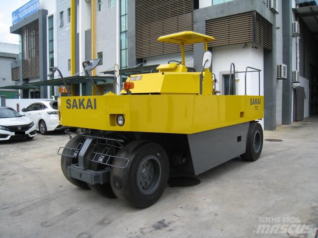 Sakai T2 Rouleaux à pneumatiques