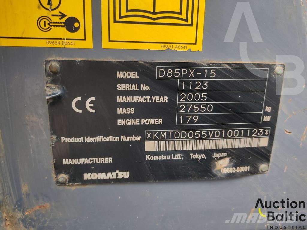 Komatsu D85PX-15 Bouteurs sur chenilles