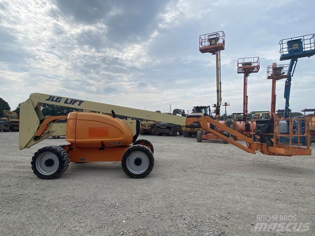JLG 600AJ Nacelles articulées