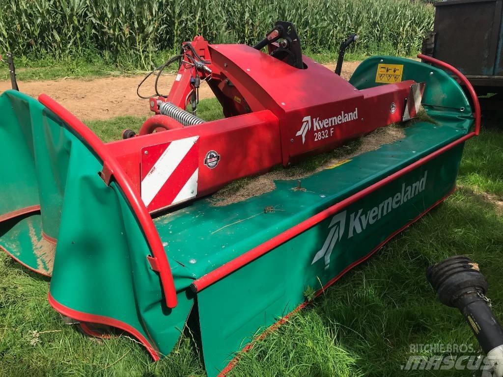 Kverneland 2832F Faucheuse