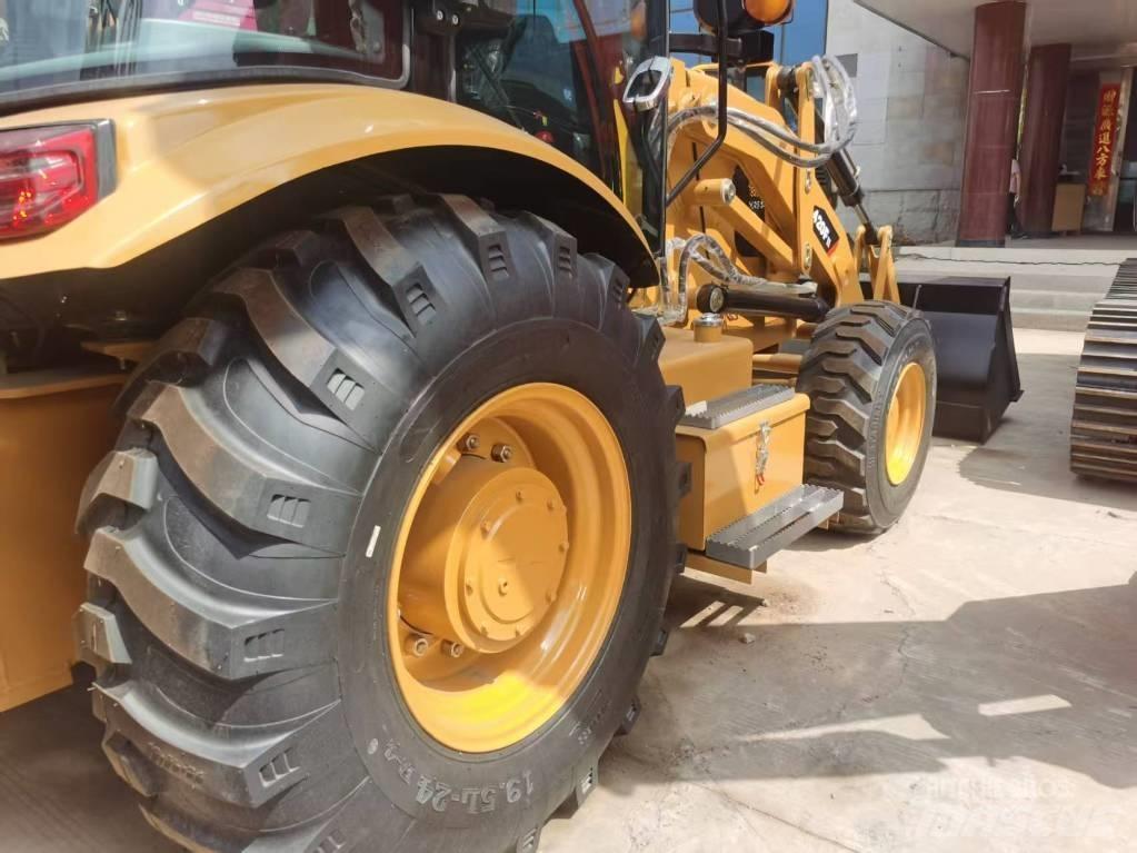 CAT 420 F Tractopelle