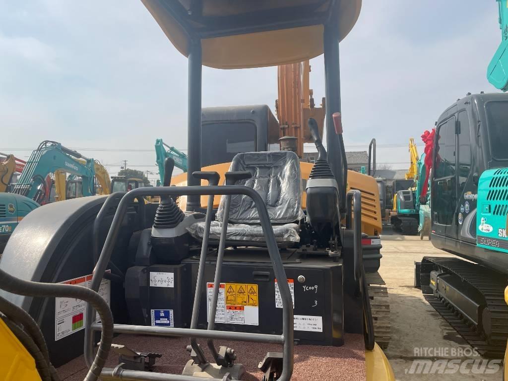 Komatsu PC 30 Mini pelle < 7t