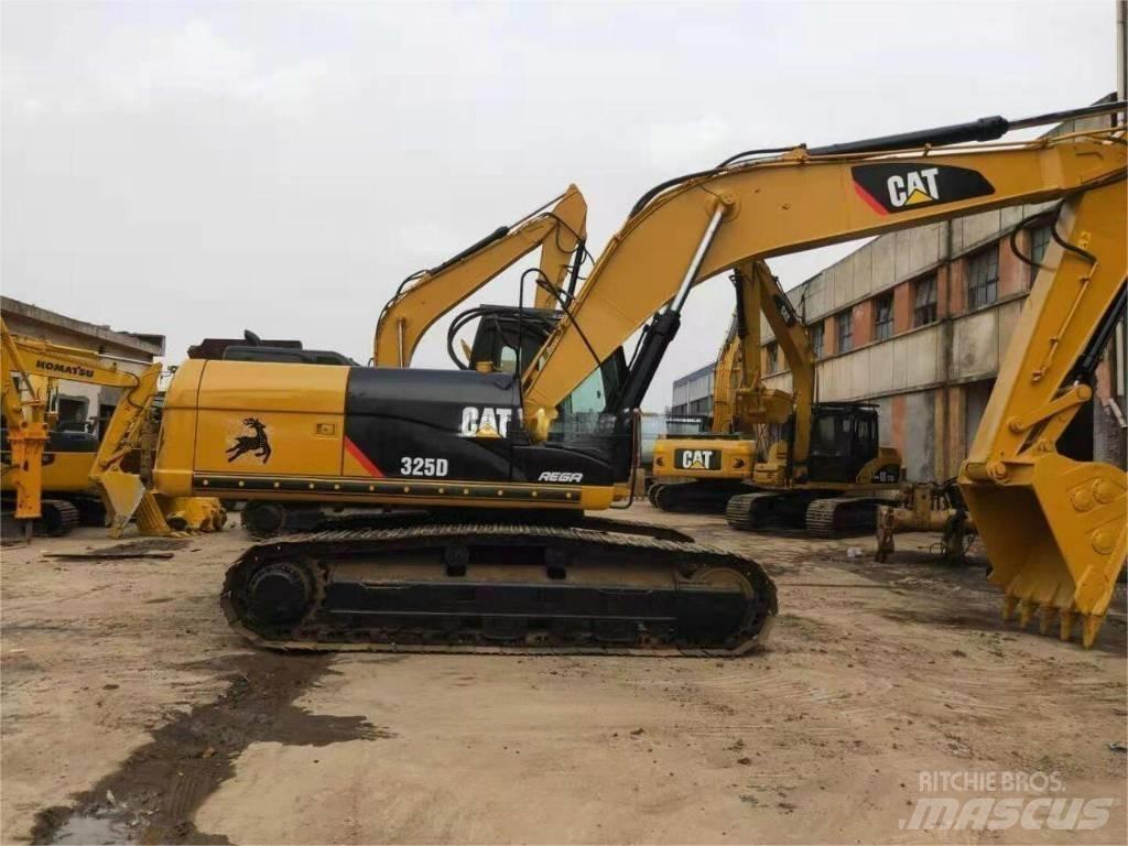 CAT 325 D Pelle sur chenilles