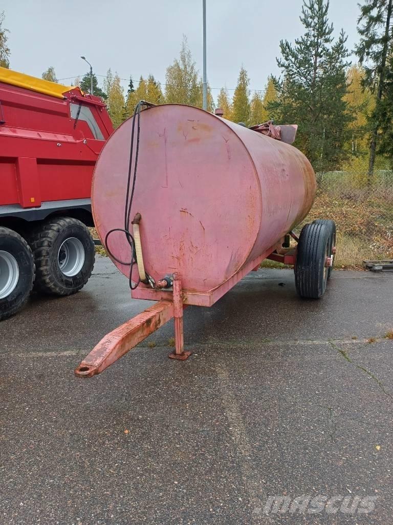  Lietekärri 8m3 Tonne à lisier