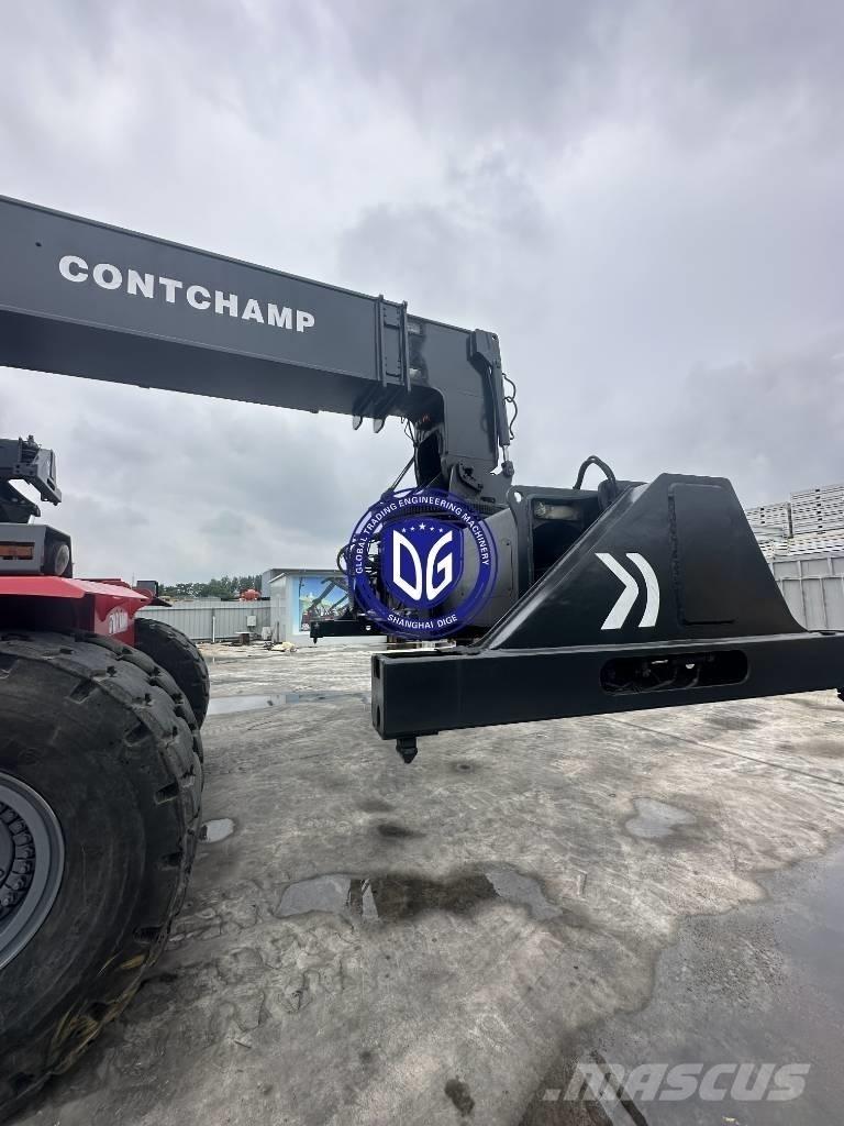 Kalmar DRF 450 Reachstackers
