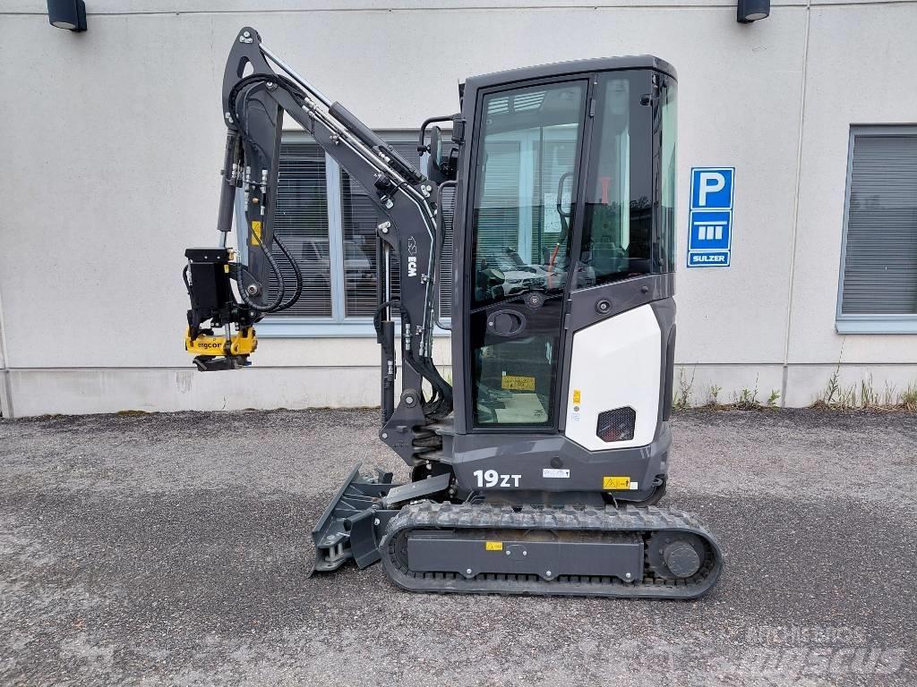 ECM 19ZT + Engcon EC02 Mini pelle < 7t