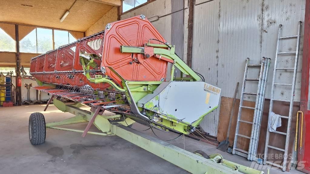 CLAAS Lexion 450 Moissonneuse batteuse