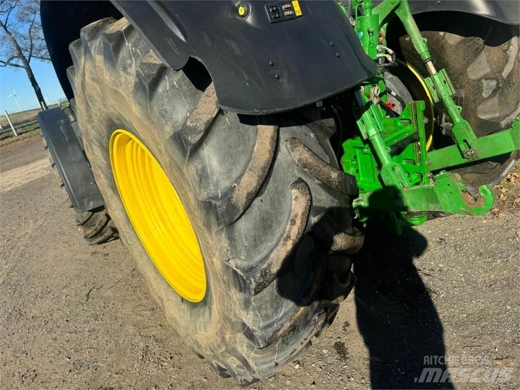 John Deere 6230R Tracteur