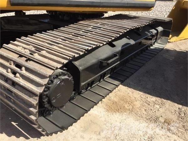 CAT 325 D Pelle sur chenilles