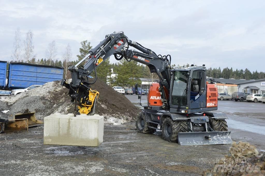 Atlas 165 Wsr Pelle sur pneus