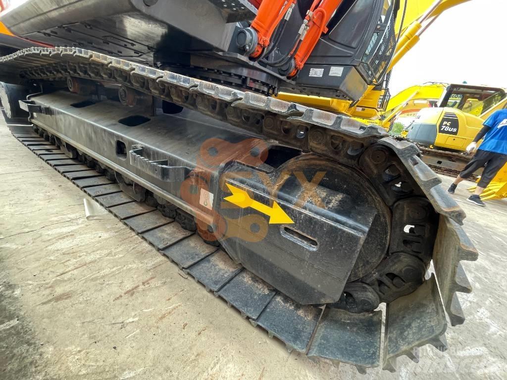 Hitachi ZX 240 Pelle sur chenilles