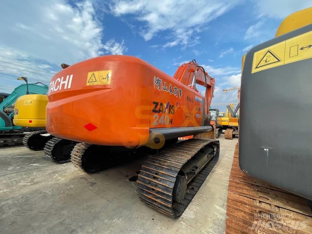 Hitachi ZX 240 Pelle sur chenilles