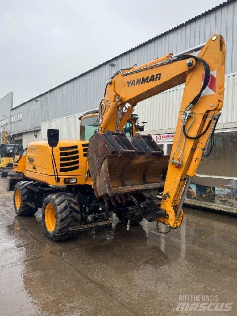 Yanmar B95W (40496) Pelle sur pneus
