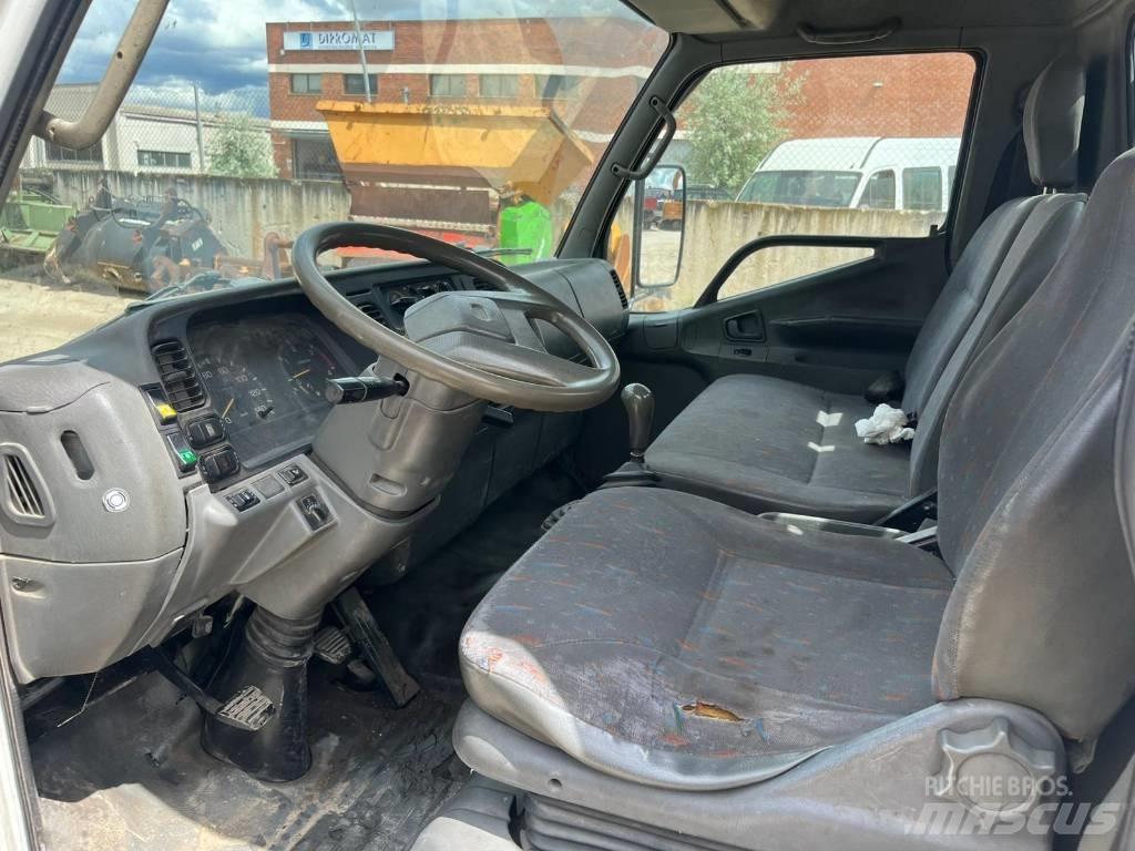 Mitsubishi Canter Camion ampliroll