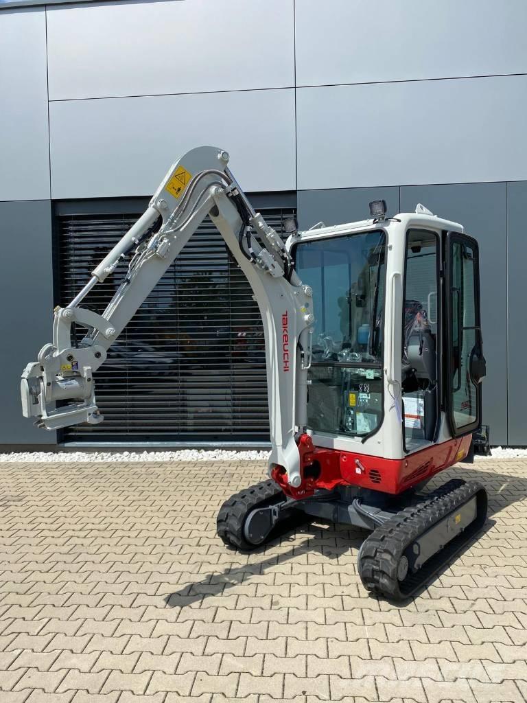 Takeuchi TB 320 Mini pelle < 7t
