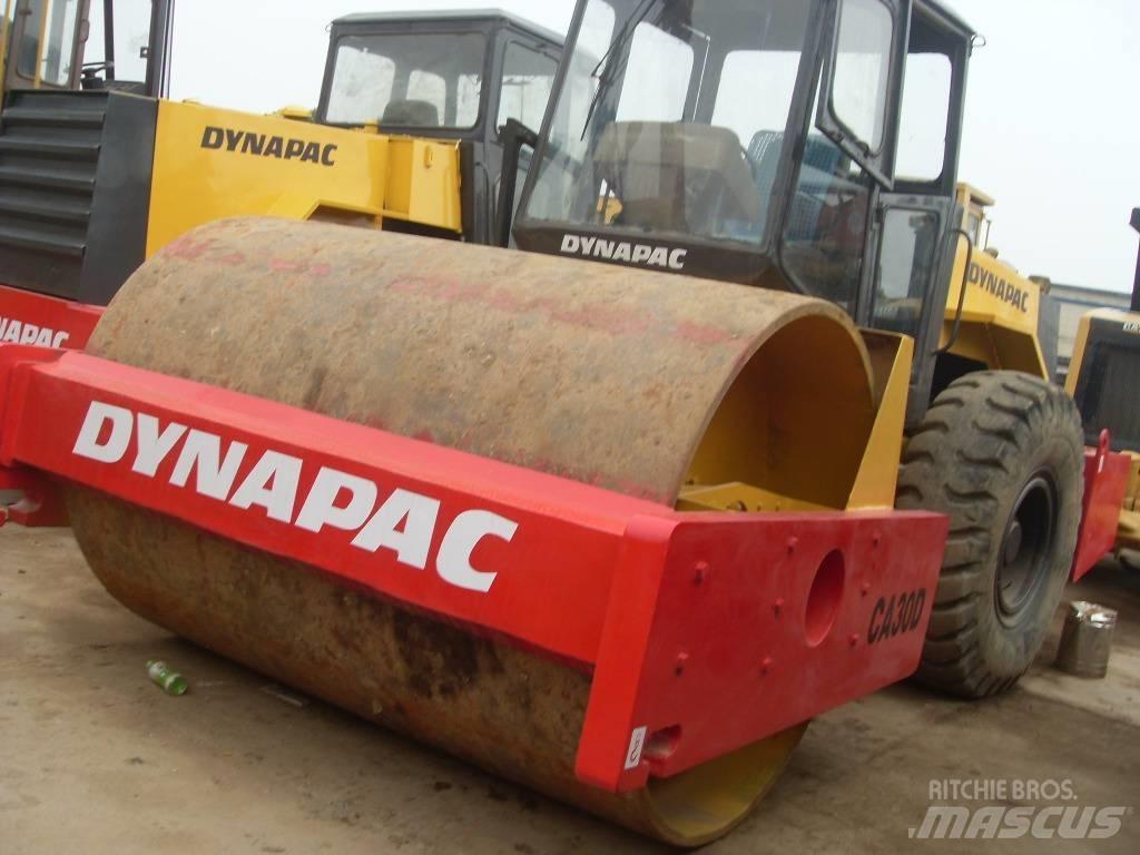 Dynapac CA 251 D Rouleaux monocylindre