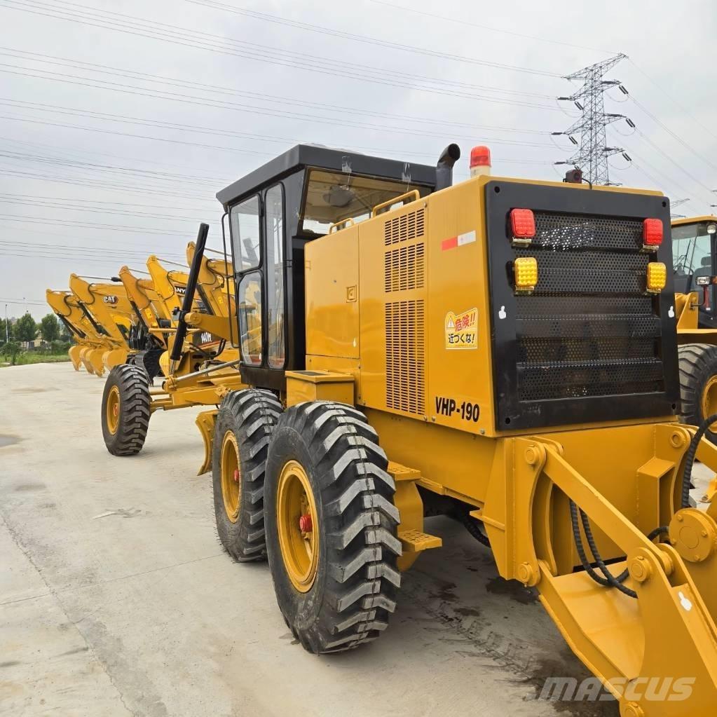 CAT 140H Niveleuse