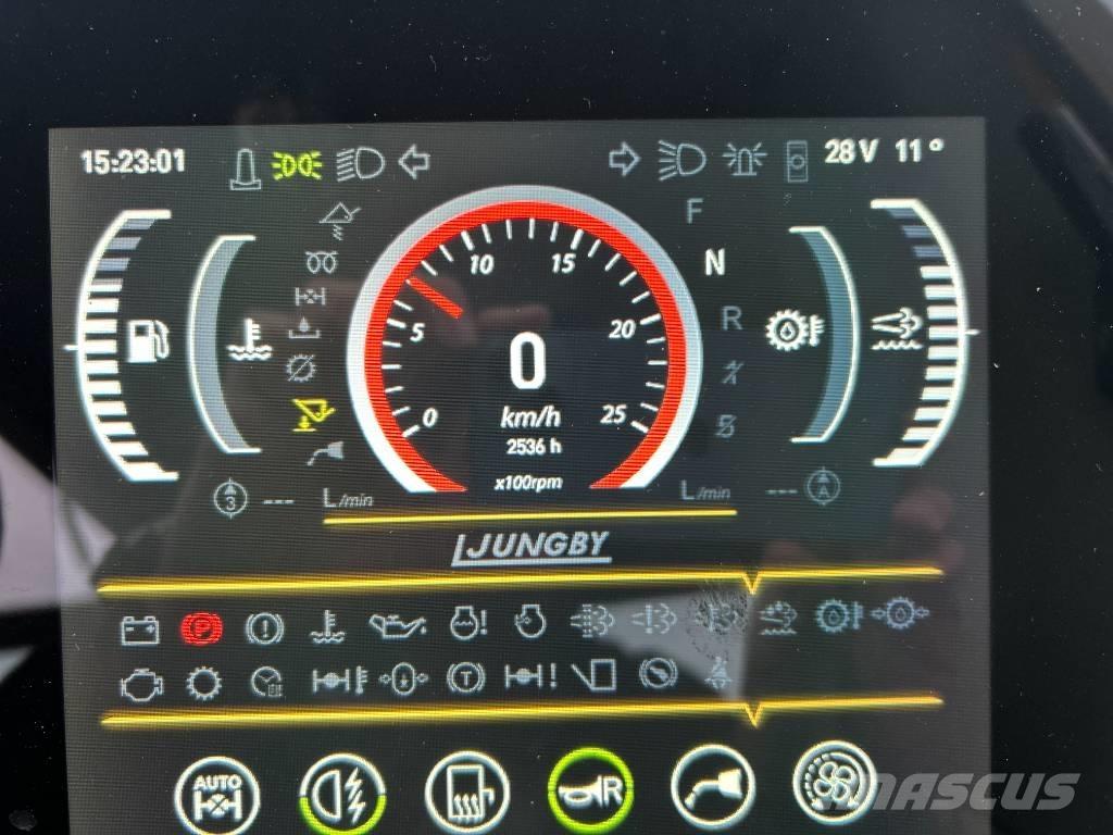 Ljungby L 13 Chargeuse sur pneus