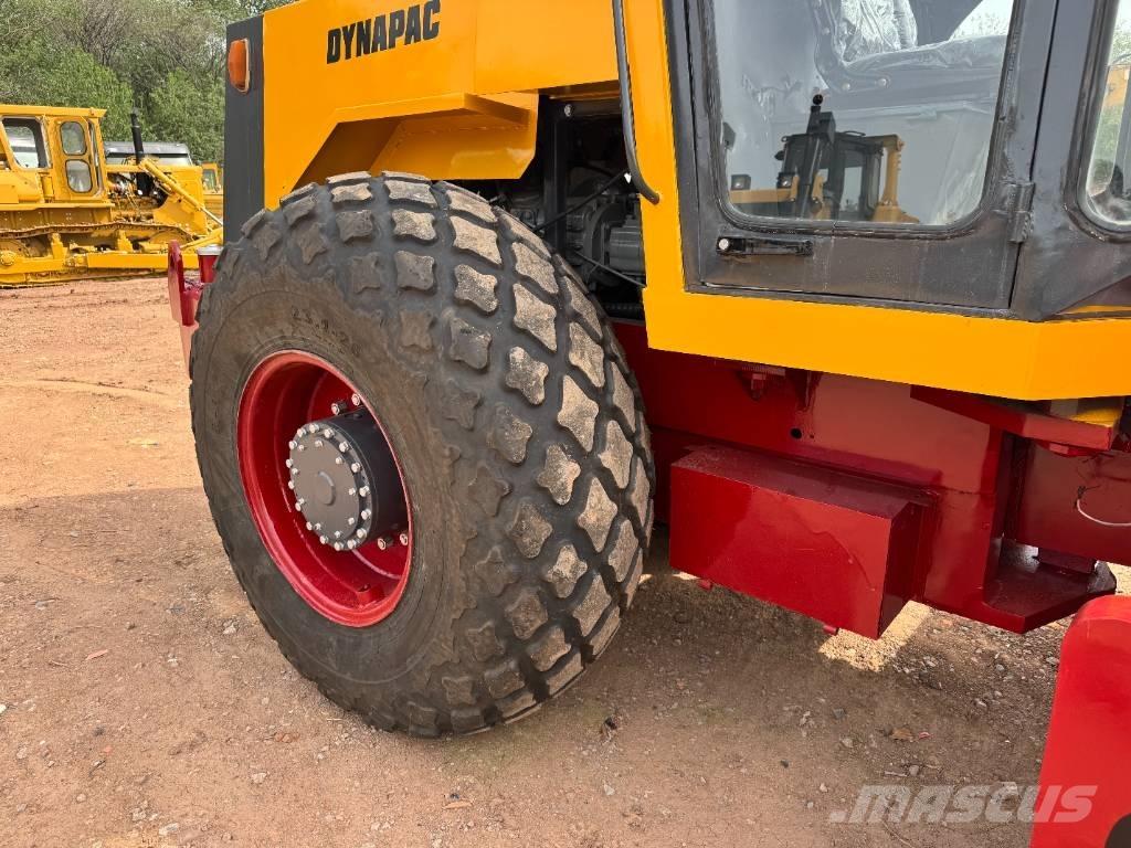 Dynapac CA 30 D Rouleaux monocylindre