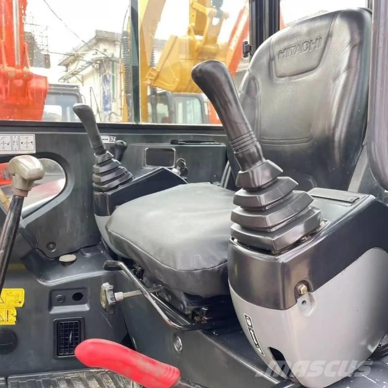 Hitachi ZX50U Mini pelle < 7t