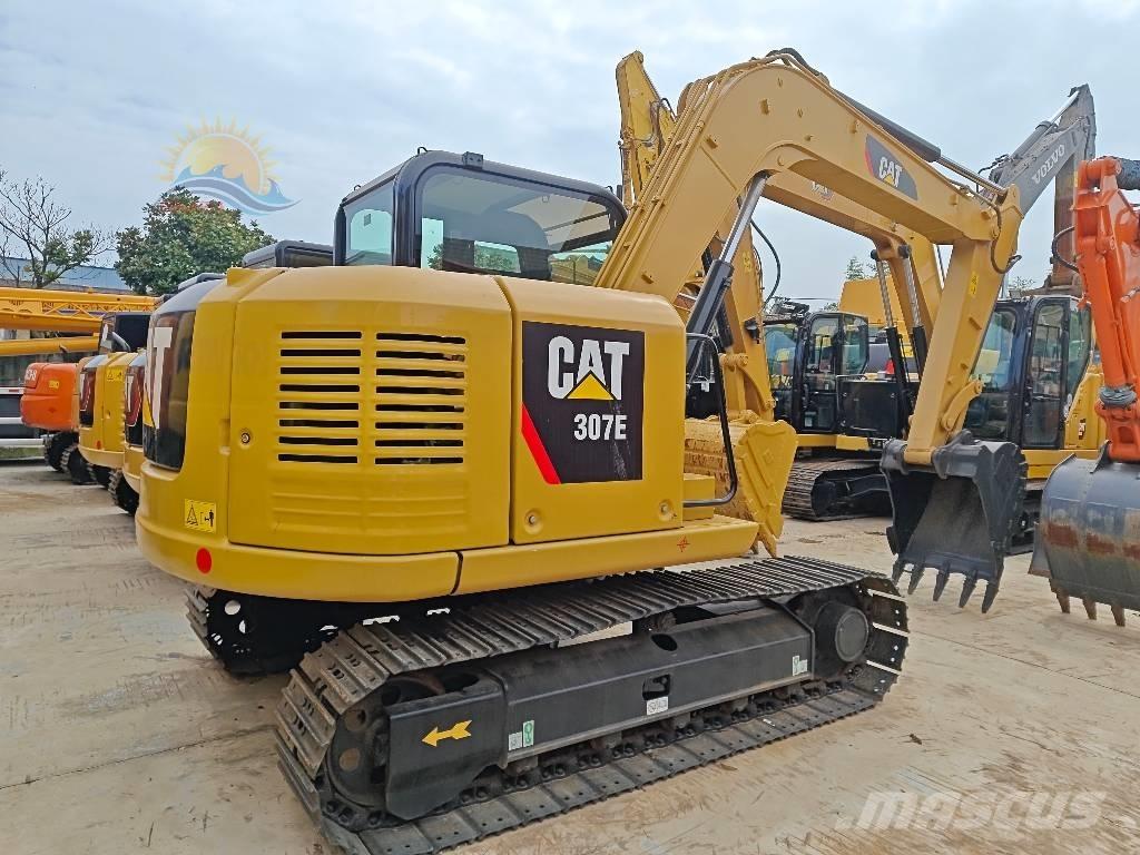 CAT 307E Pelle sur chenilles