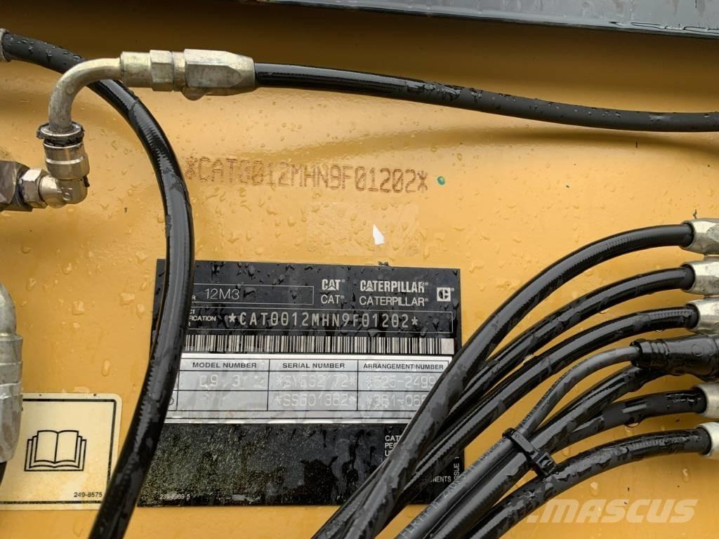 CAT 12 M 3 Niveleuse