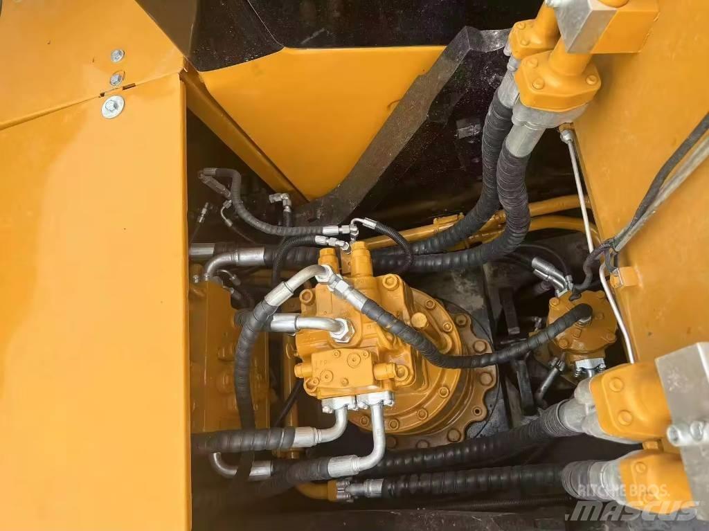 Sany SY 235 H Pelle sur chenilles