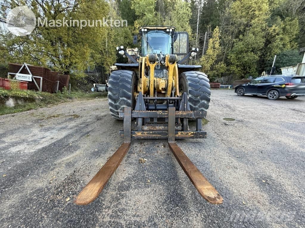 CAT 980 Chargeuse sur pneus