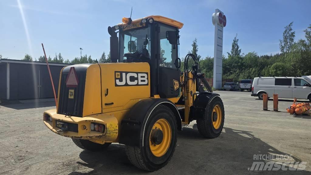 JCB 411 Chargeuse sur pneus