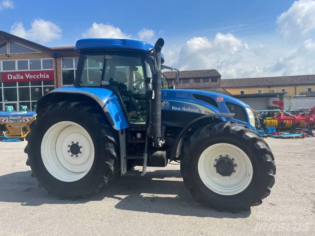 New Holland T 7550 Tracteur