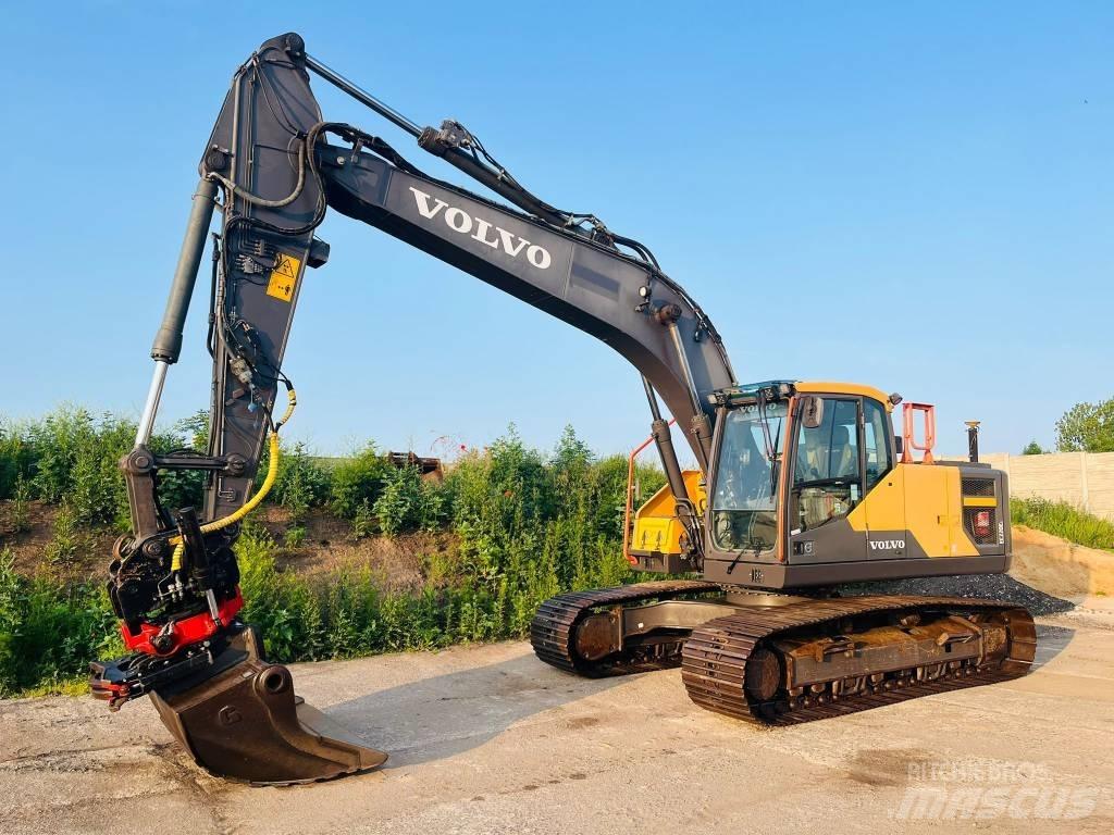 Volvo EC 220 Pelle sur chenilles