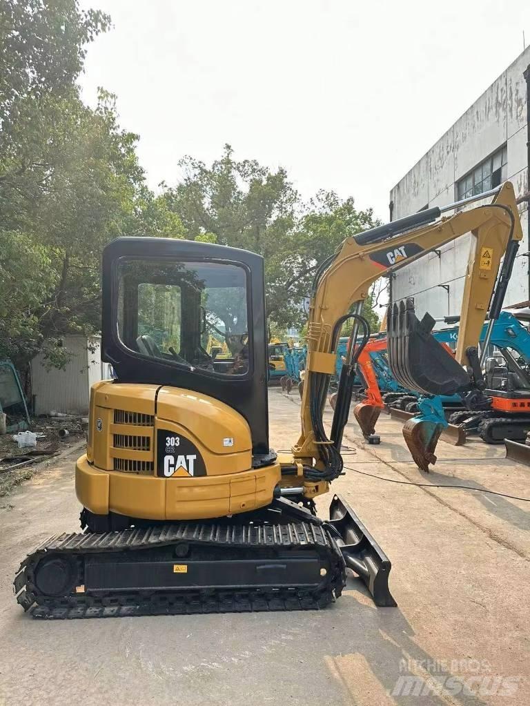 CAT 303 CR Mini pelle < 7t