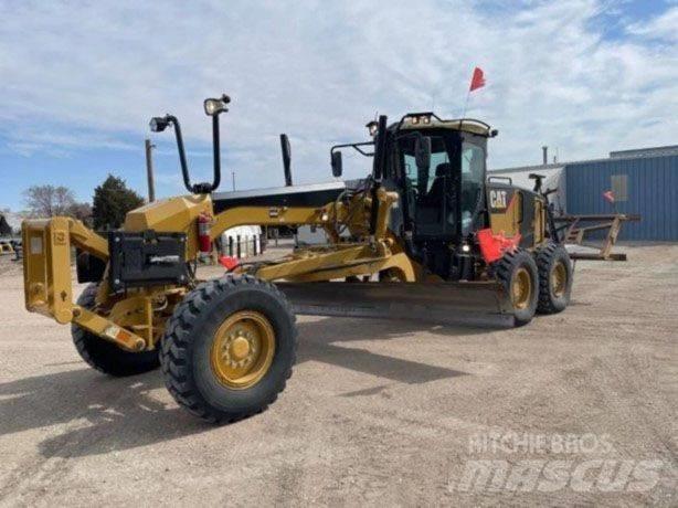 CAT 140 M Niveleuse