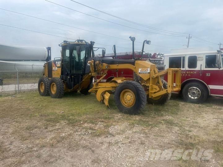 CAT 140 M Niveleuse