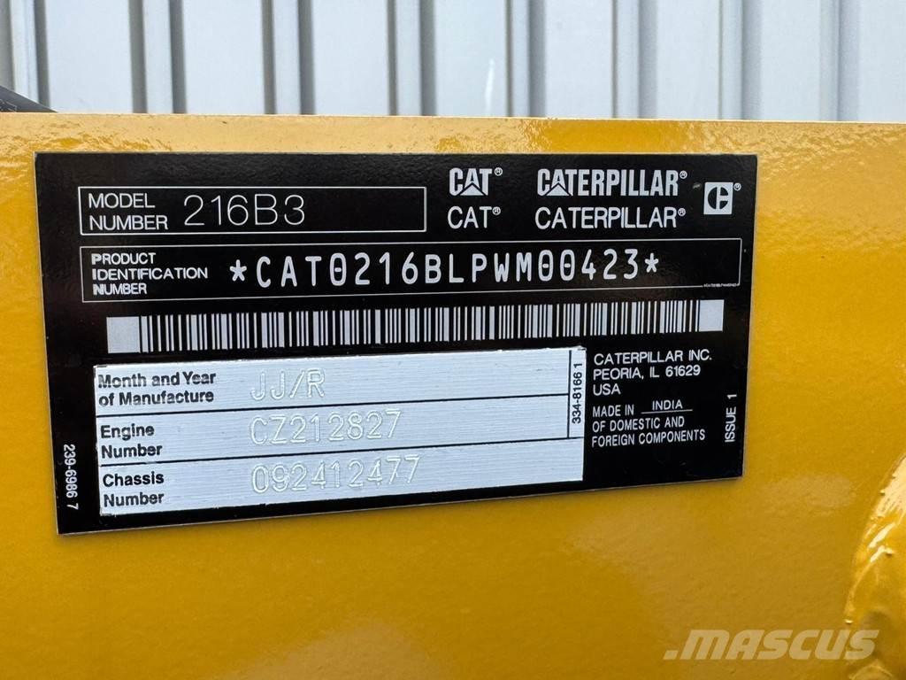 CAT 216B3 Chargeuse sur pneus