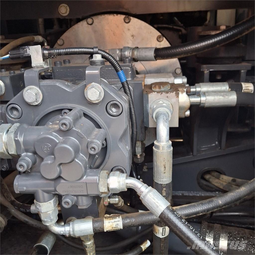 Doosan DX140LC Pelle sur chenilles