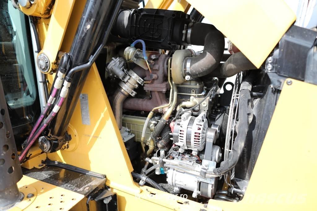 CAT 432 F2 Tractopelle