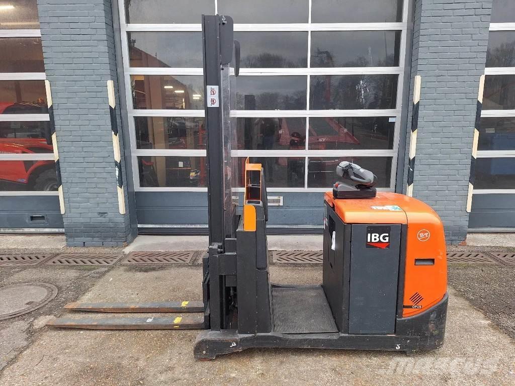 BT OSE120CB Préparateur de commande moyenne levée
