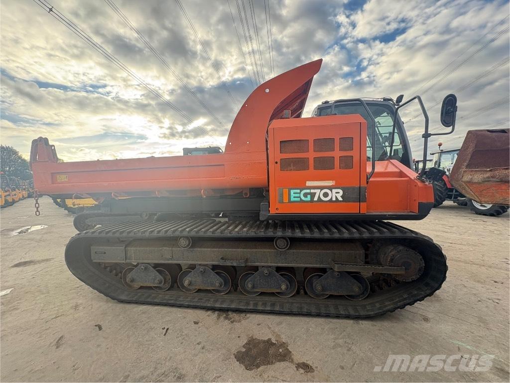 Hitachi EG 70 R Tombereau sur chenilles