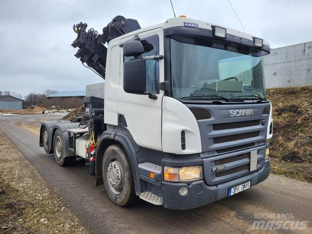 Scania P 380 Camion plateau ridelle avec grue