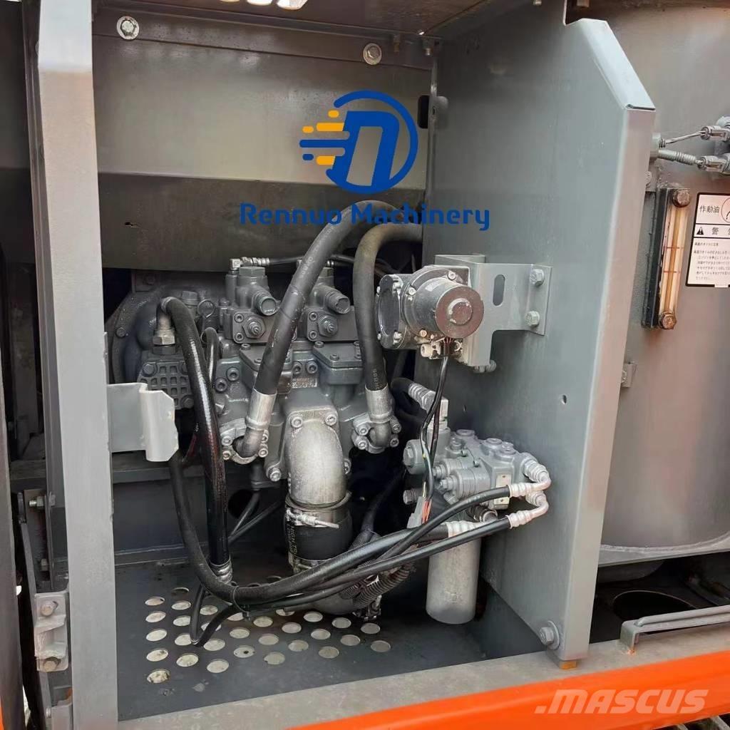 Hitachi EX 120 Pelle sur chenilles