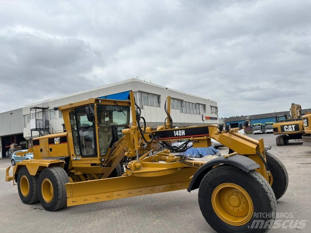 CAT 140 H Niveleuse