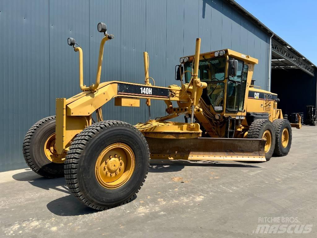CAT 140H II Niveleuse
