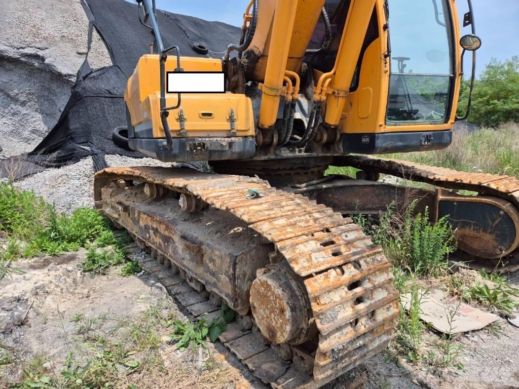 Hyundai Robex 300 LC Pelle sur chenilles