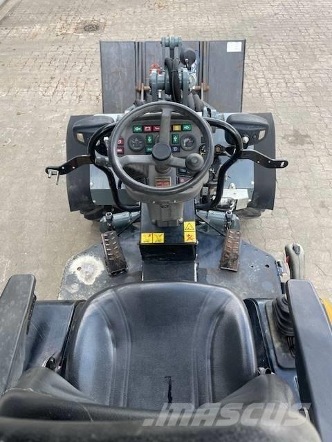 GiANT V452T X-TRA HD Mini chargeuse