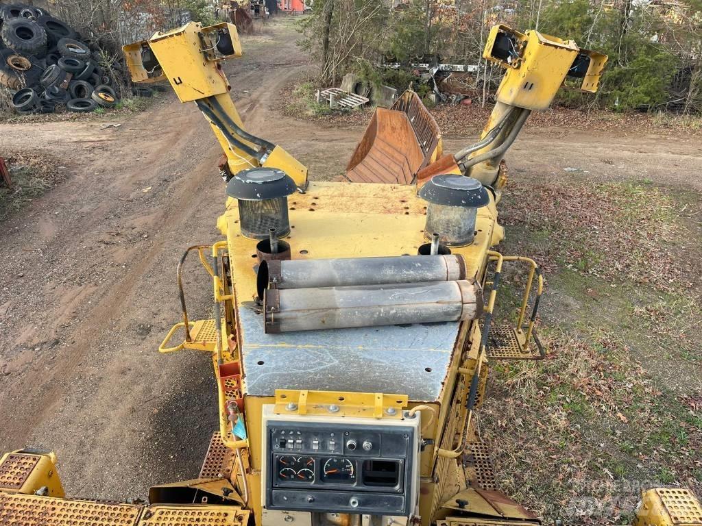 CAT D 11 R Bouteurs sur chenilles