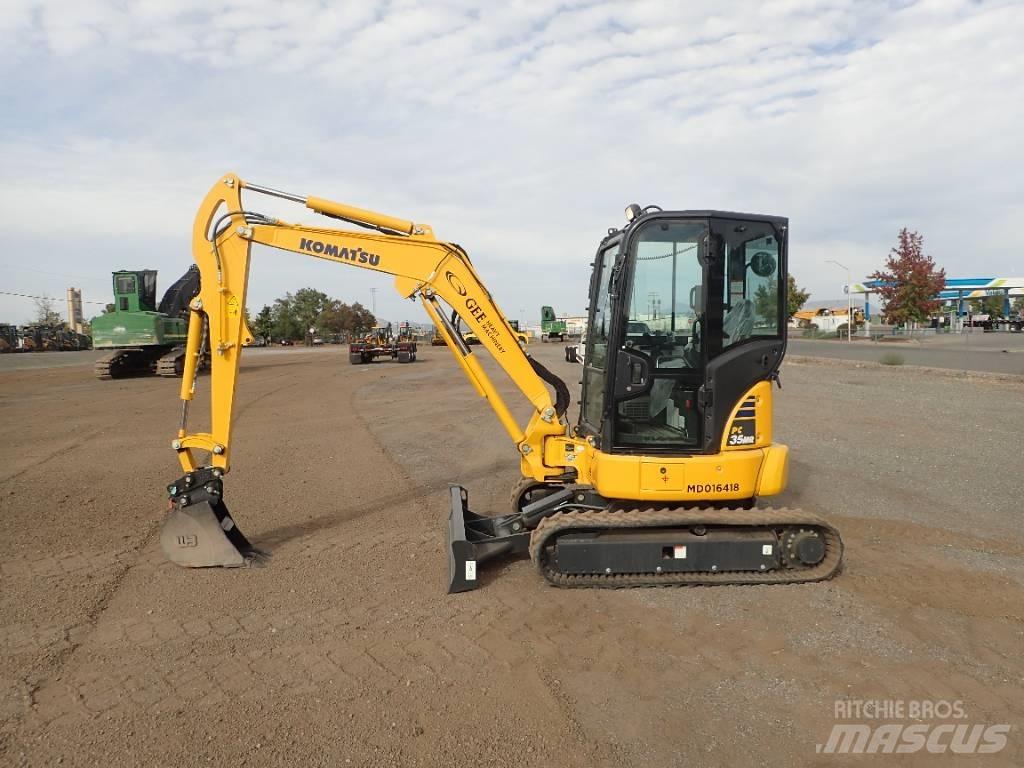 Komatsu PC35MR-5 Mini pelle < 7t