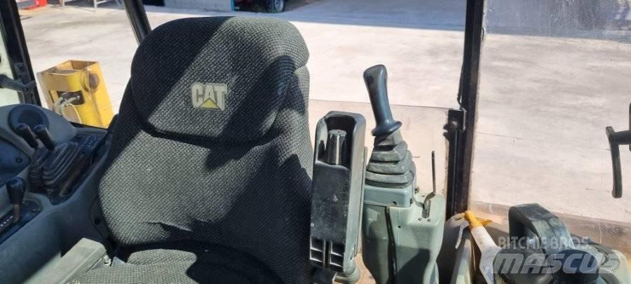 CAT 432D Tractopelle