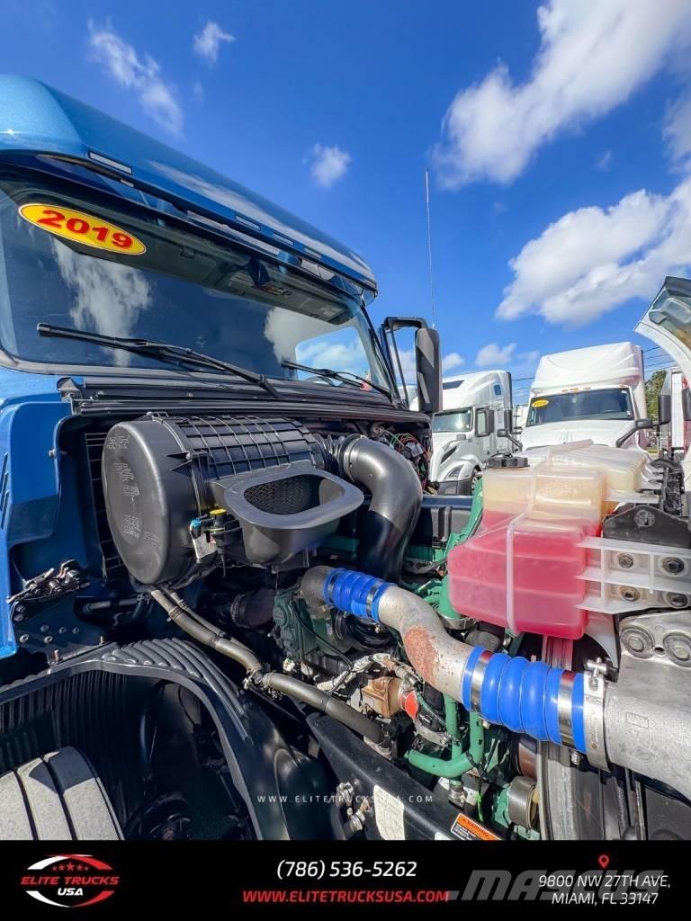 Volvo Commercial VNL Tracteur routier